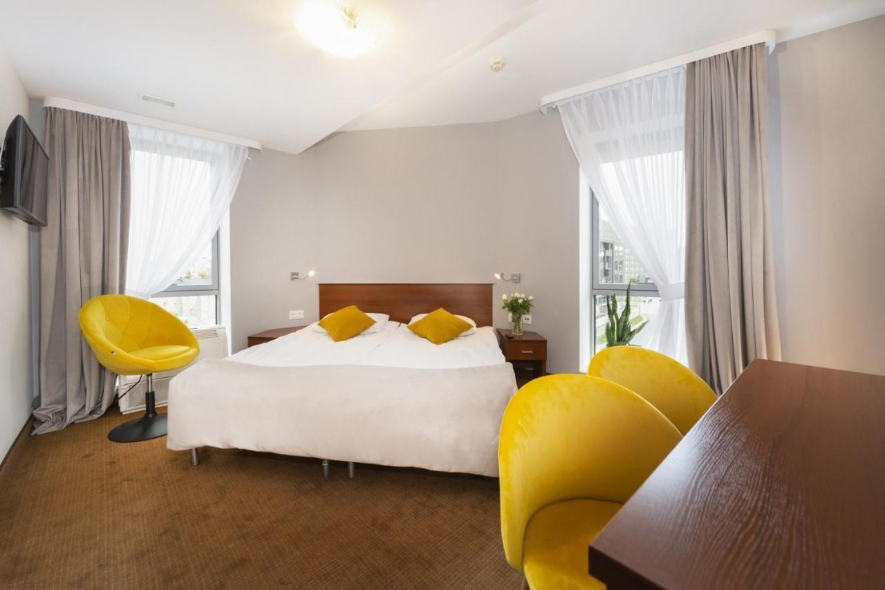 Hotel Dal Kielce Exterior photo