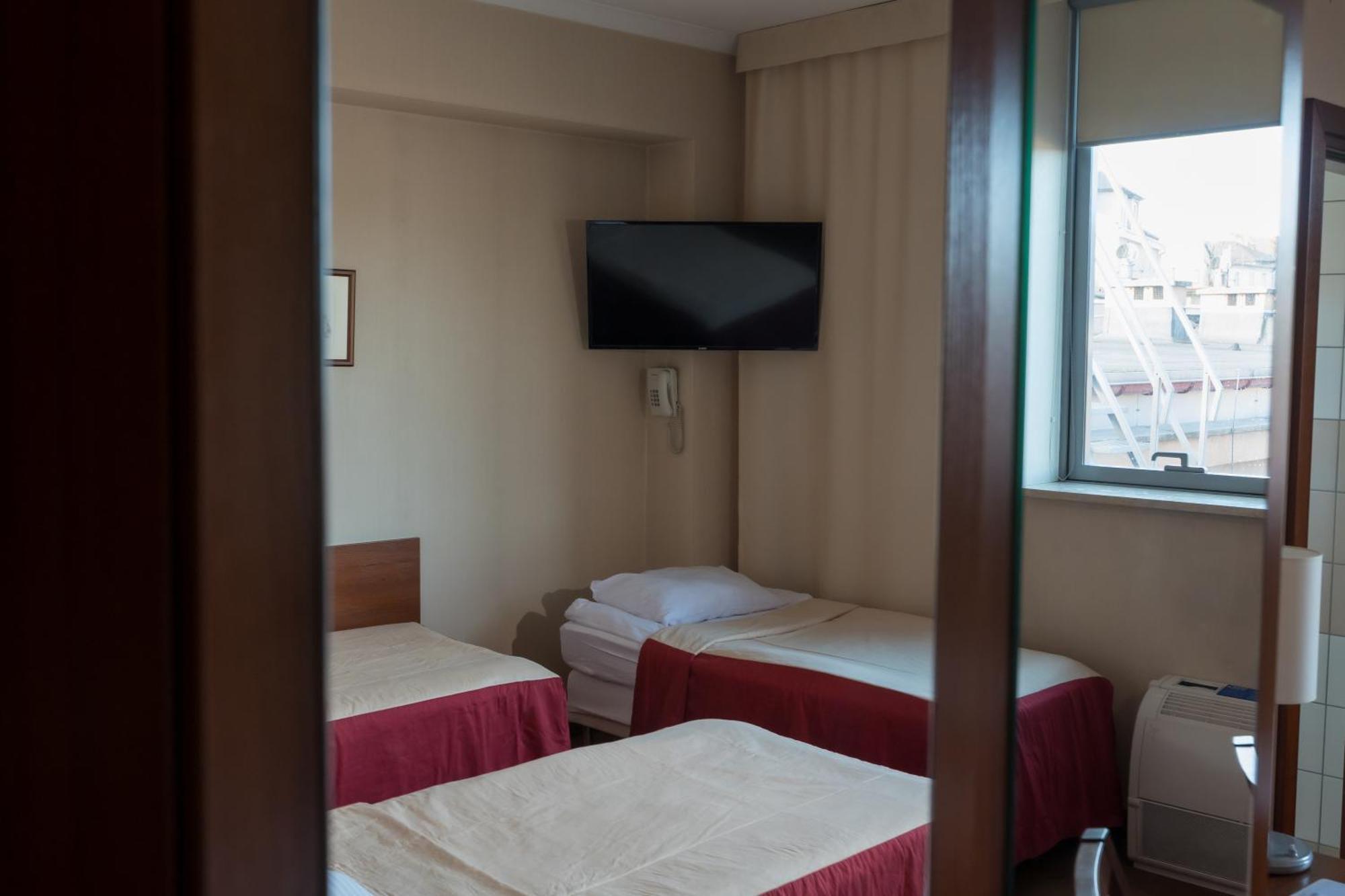 Hotel Dal Kielce Exterior photo