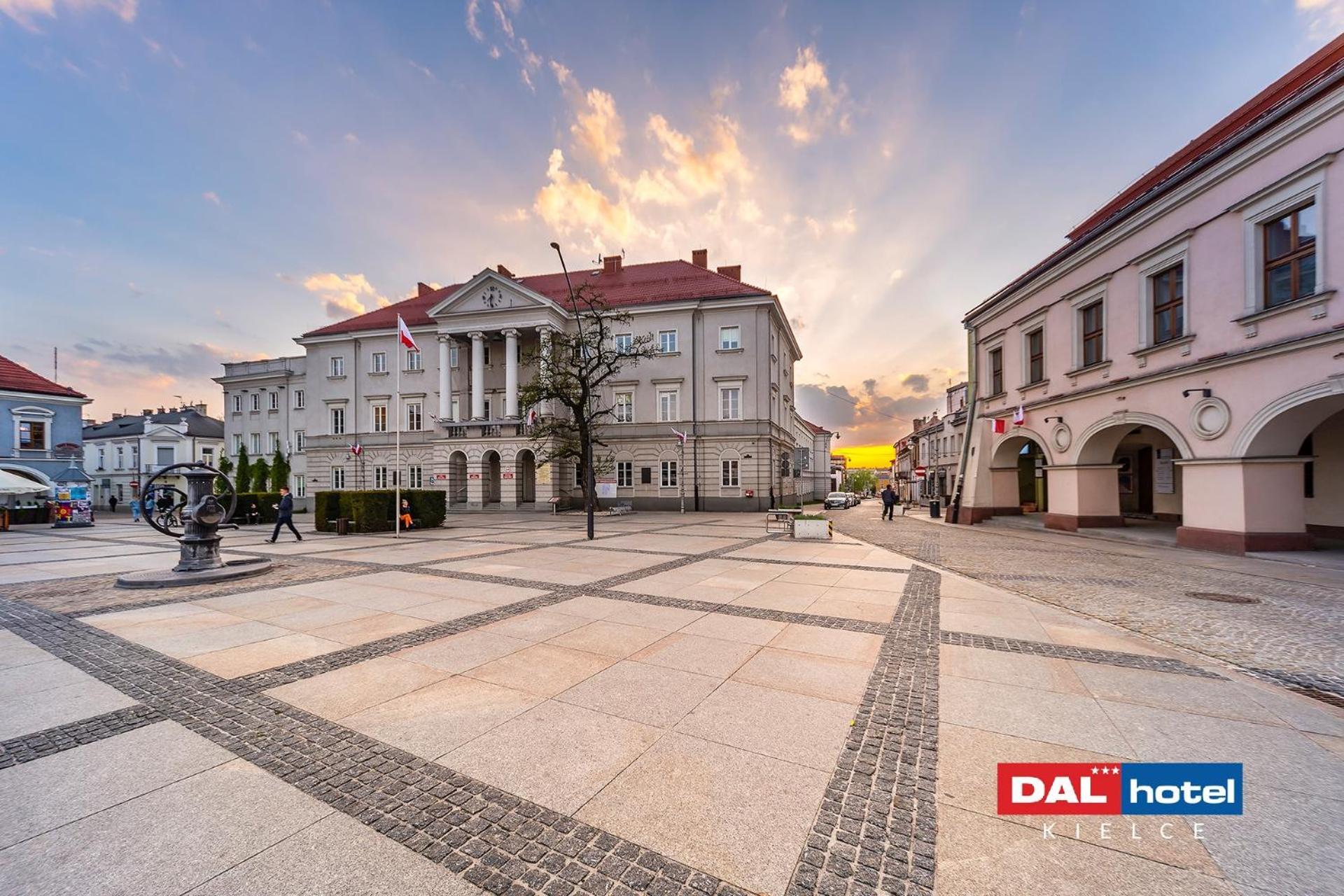 Hotel Dal Kielce Exterior photo